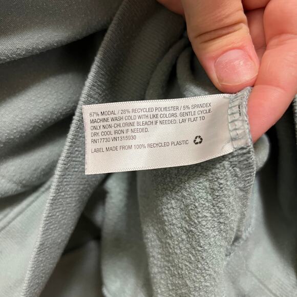 A New Day Teal Crew Neck Super Soft Sweater Pullover Size Medium - Picture 5 of 7